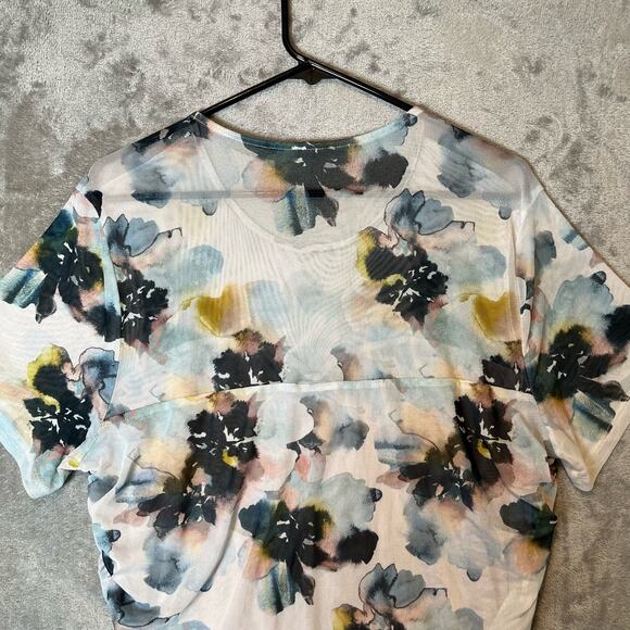 Torrid Size 2X Stretch Mesh Crew Neck Ruched Top Multi Floral Blouse Women's - Picture 6 of 9